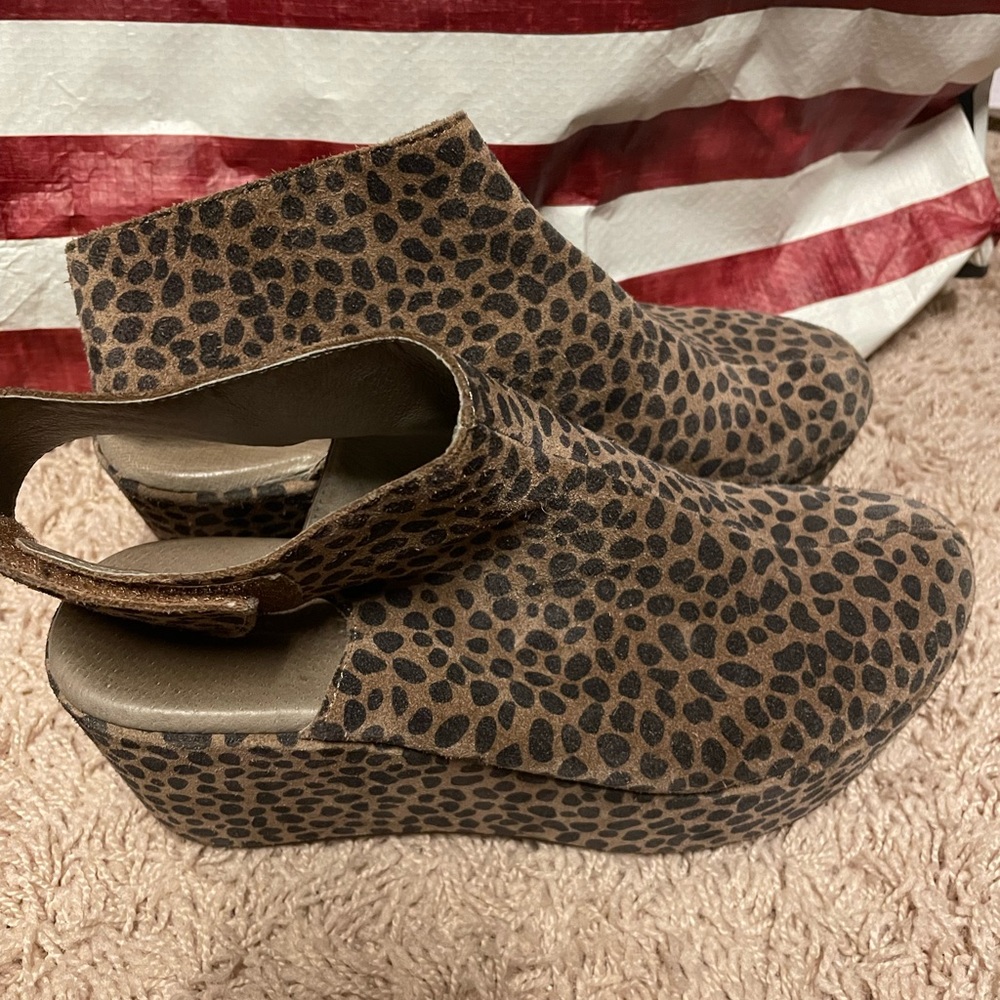 Chocolat Blu wedges, animal print